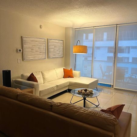 Hollywood Apartment By The Sea Екстериор снимка